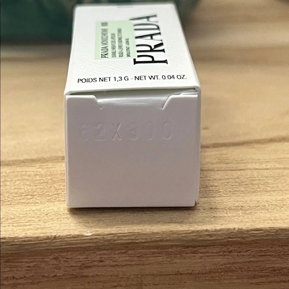 Monochrome Hyper Matte deluxe mini Lipstick in Mahogany-NIB